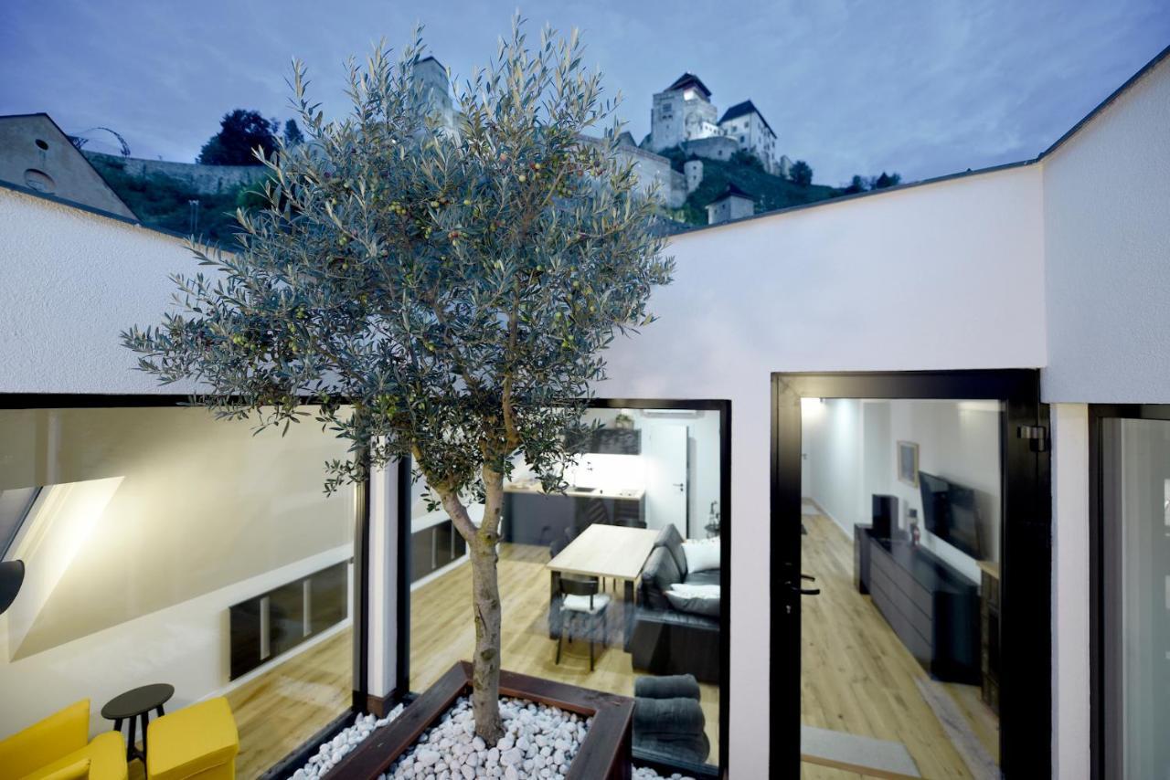 Trenčín Apartman S Atriom V Historickom Centre מראה חיצוני תמונה