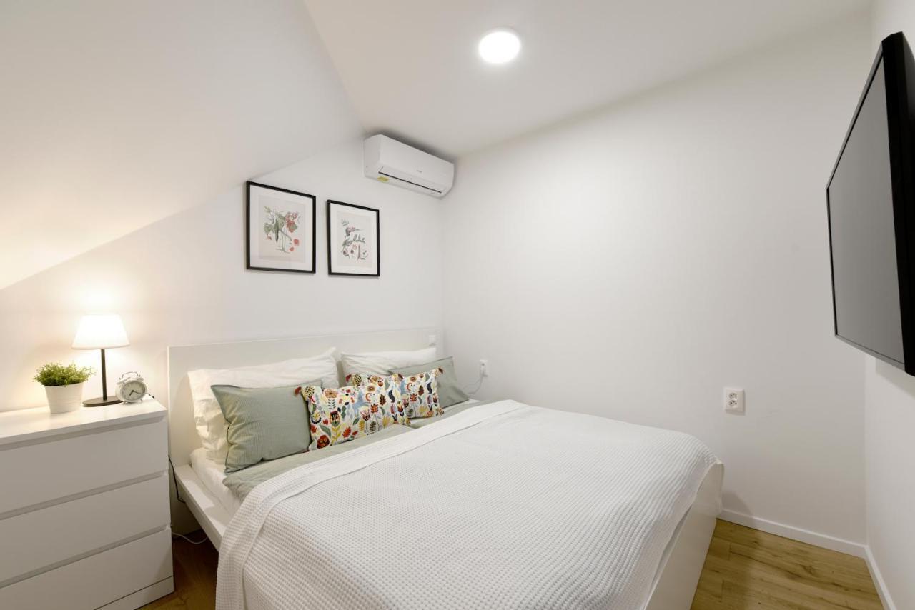 Trenčín Apartman S Atriom V Historickom Centre מראה חיצוני תמונה