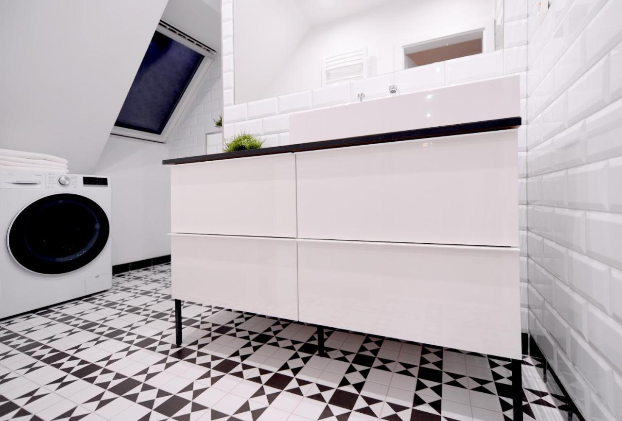 Trenčín Apartman S Atriom V Historickom Centre מראה חיצוני תמונה